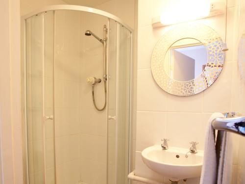 The Witney Guest House Ngoại thất bức ảnh